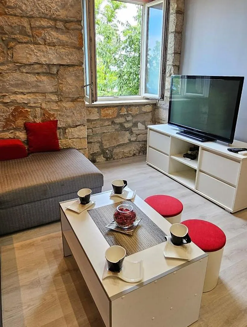 아파트 Apartman Kamber New 2024 풀라 크로아티아